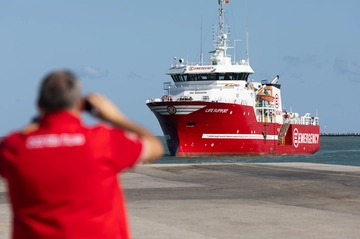 Migranti sbarcati a Ravenna, fermato il presunto scafista: è un 23enne egiziano