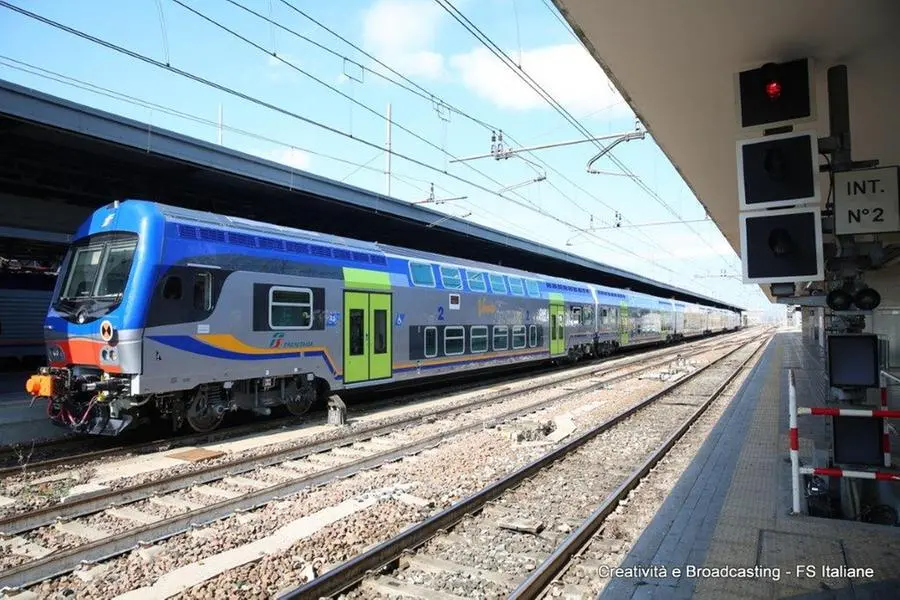 Maltempo, disagi e ritardi nei treni a Bologna