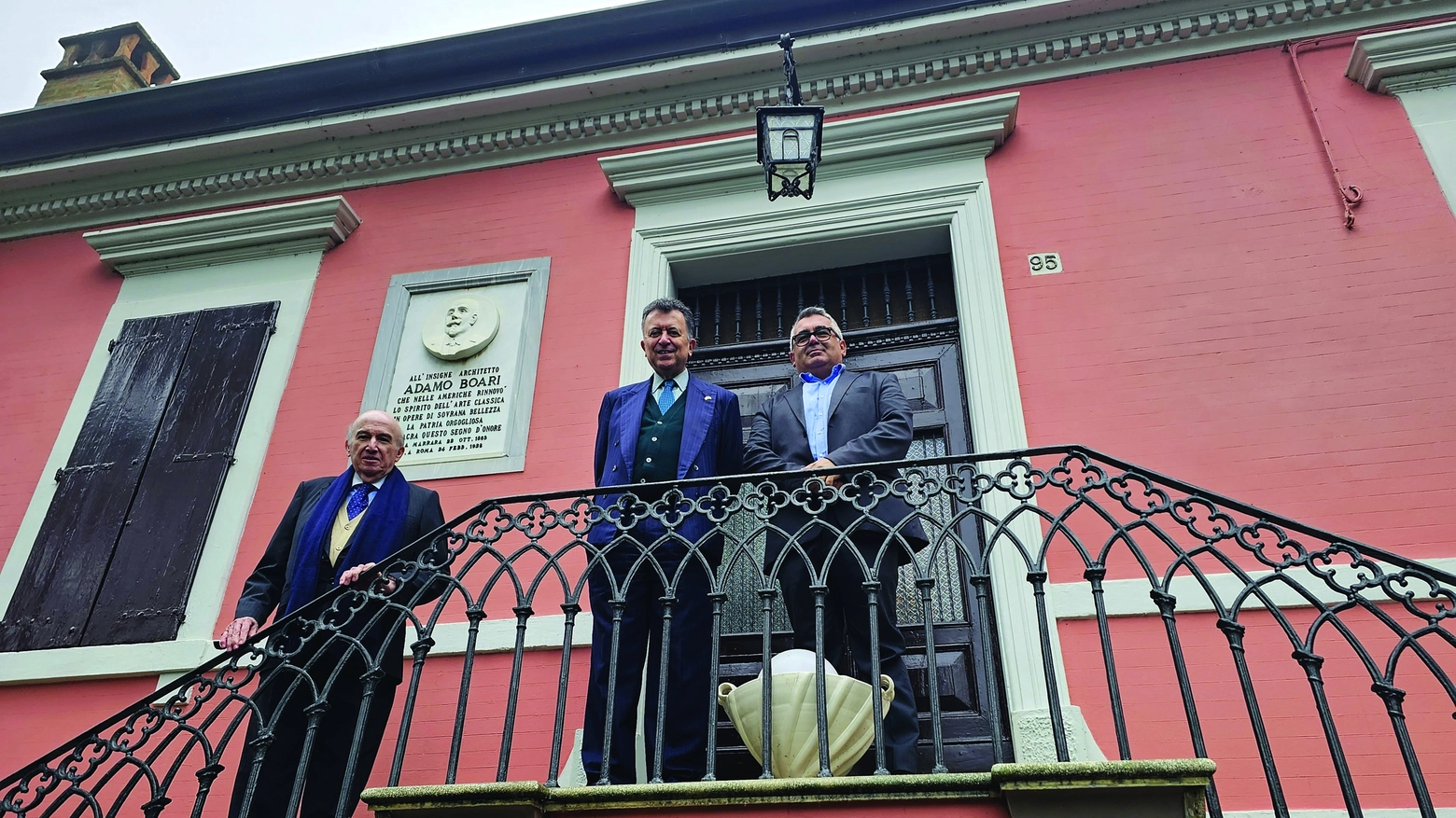 Carlos Eugenio Garcia de Alba Zepeda e José Luis Martìnez y Hernandez