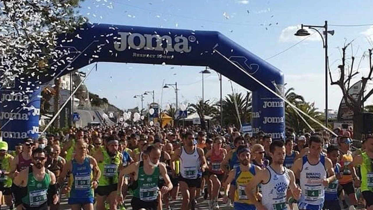 Numana, torna la Conero Running:  mezza maratona da "campioni"