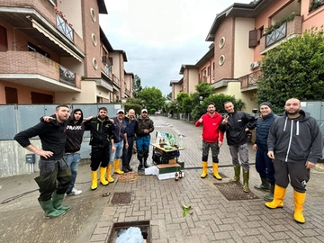 Ravenna, com’è Fornace Zarattini due settimane dopo l’alluvione: "Ci siamo salvati da soli"