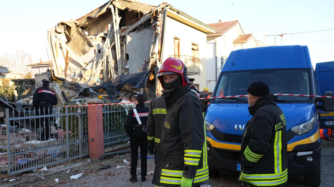 Scoppio, inchiesta e conta dei danni: "Qui servono aiuti e risarcimenti"