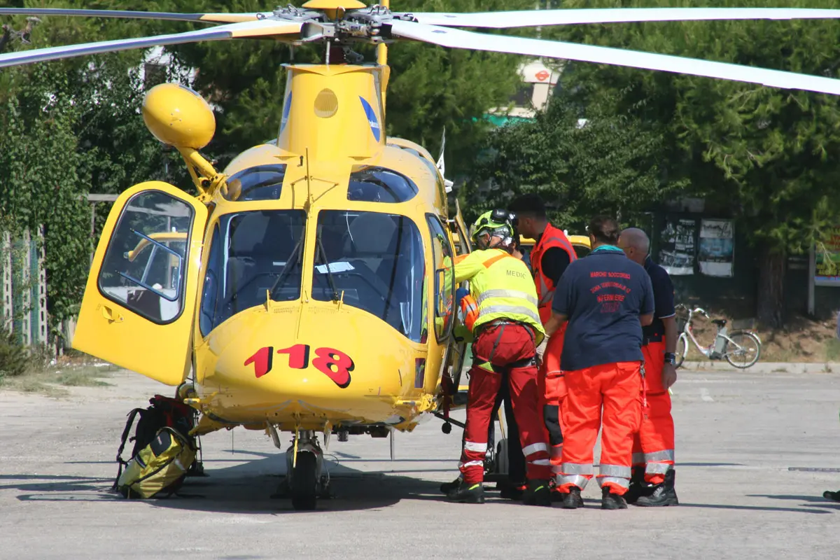 Tragico Incidente Sul Lavoro A Porto Sant’Elpidio: 18enne Cade Dal ...