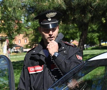 Tentata rapina a Bologna: "Minacciata con un coltello alla Lunetta Gamberini"