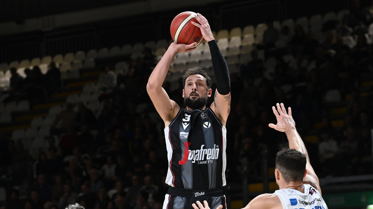 Marco Belinelli, 37 anni, è tornato in Virtus: nel curriculum anche un campionato Nba