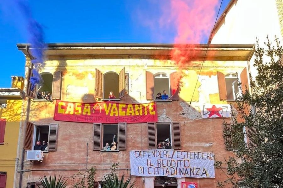 Lo stabile occupato in via Capo di Lucca