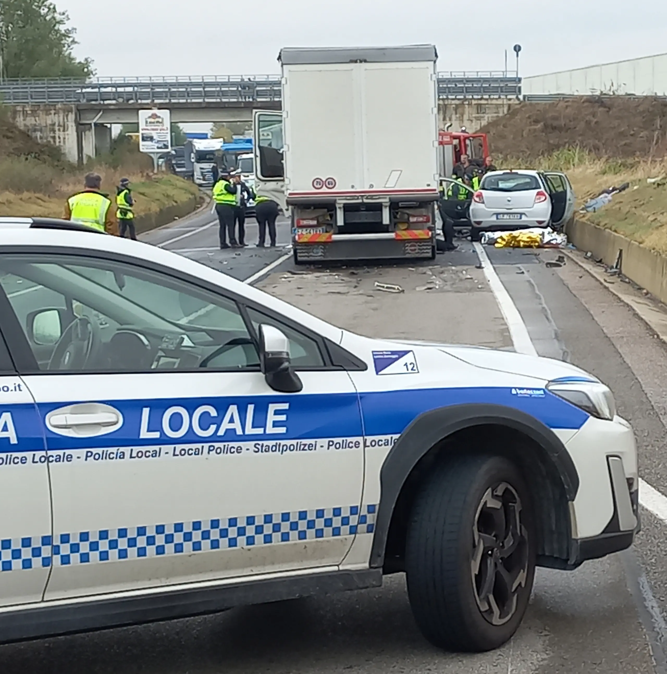 Grave Incidente Nel Bolognese: Le Foto Dello Schianto Sulla Bazzanese