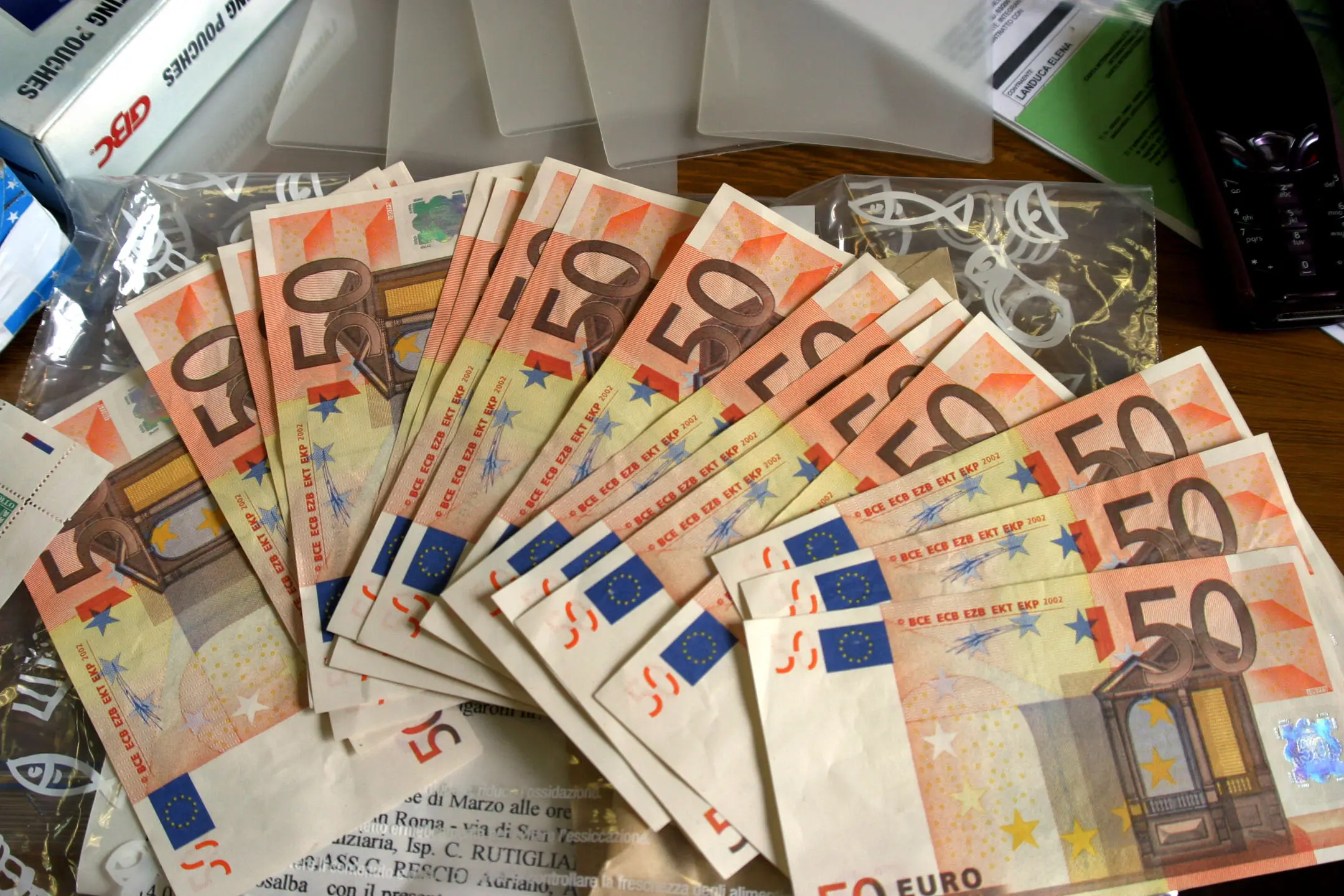 Ha stampato banconote false per milioni di euro”. Fermato in Romania