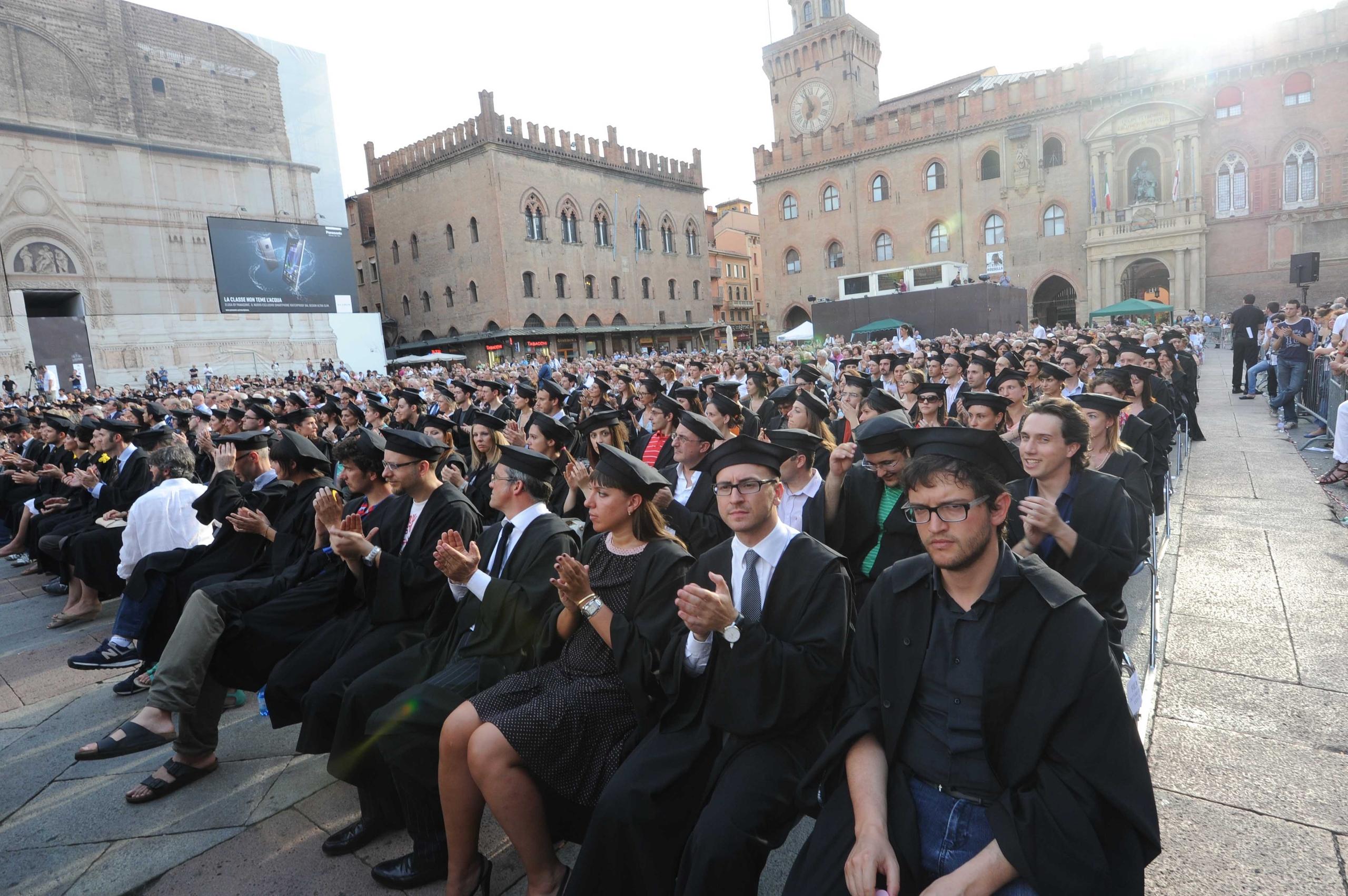 “L’Università Di Bologna è La Più Bella D’Europa”. Parola Del Times ...