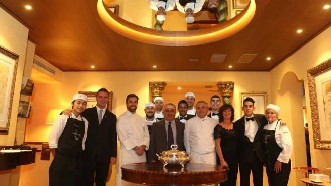 Lo staff del San Domenico, due stelle Michelin