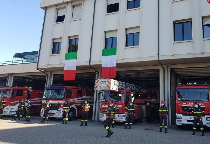 Vigili del fuoco, 6.560 interventi