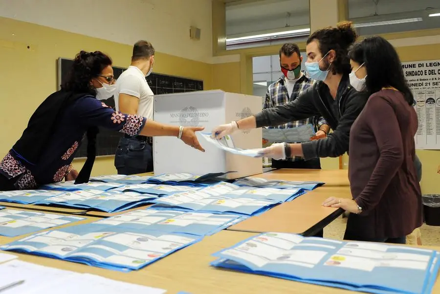 Elezioni comunali 2021: documenti, preferenze, voto disgiunto. Ecco come si vota