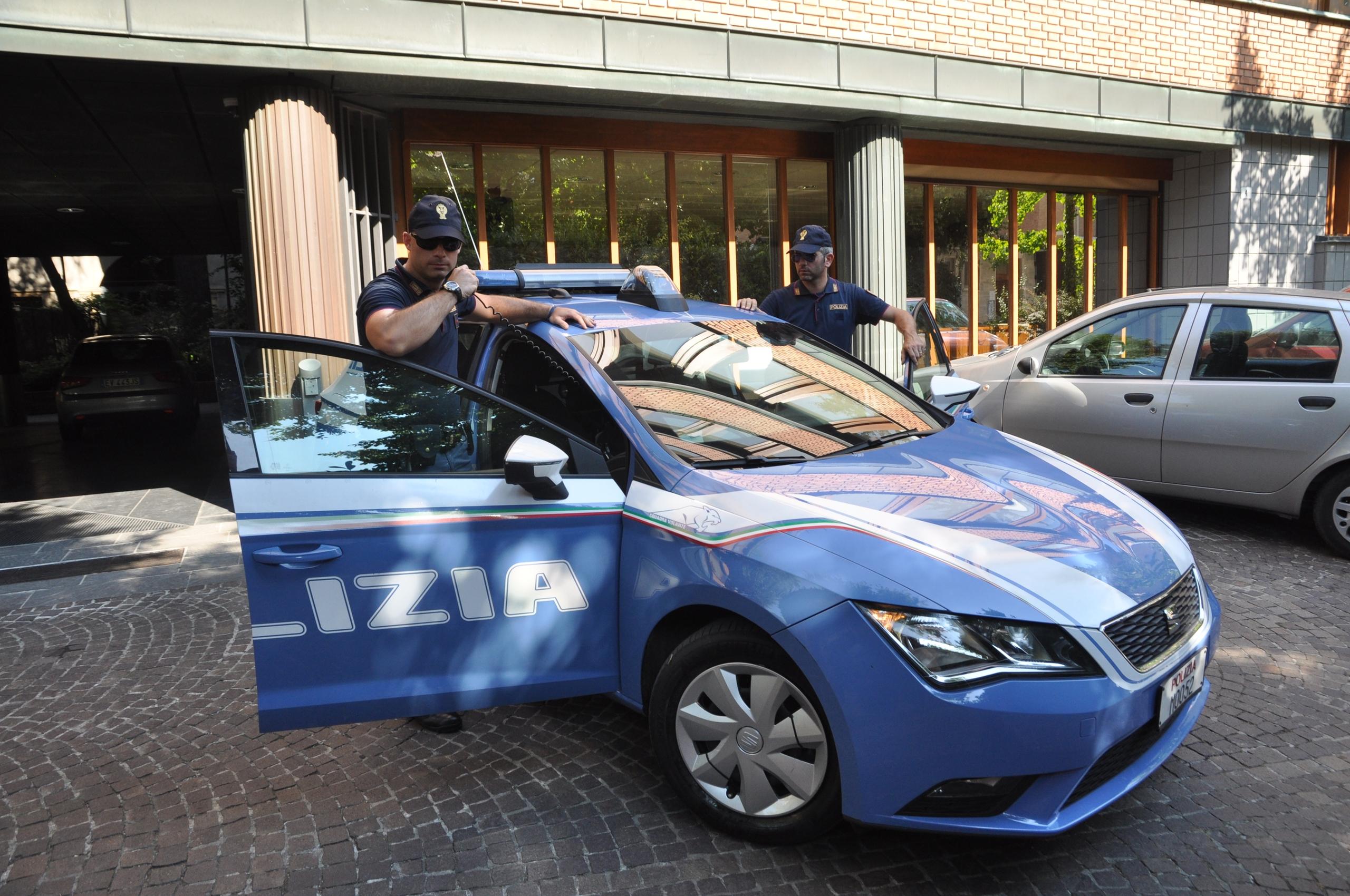 Spaccio Bologna Droga Nascosta Tra I Ruderi Di Piazza Xx Settembre 