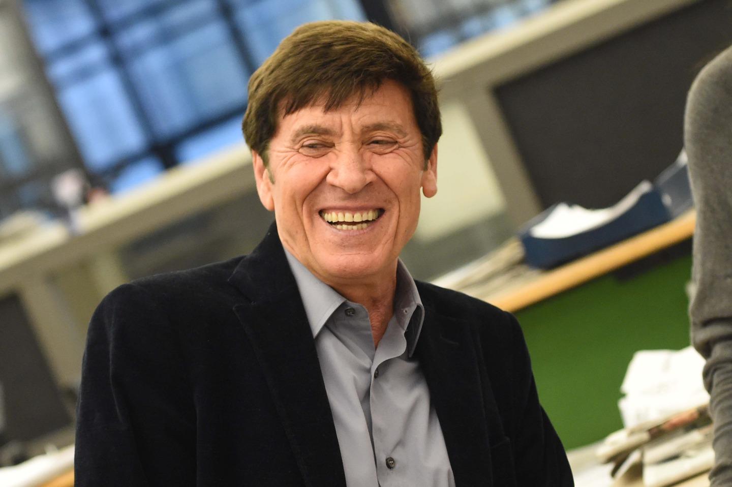 Esame di maturità, Gianni Morandi fa gli auguri agli studenti su ...