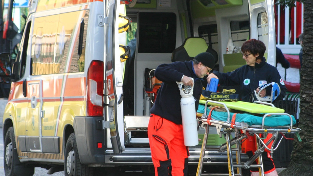 Passante sposta ambulanza, il 118 senza mezzo di soccorso (foto generica)