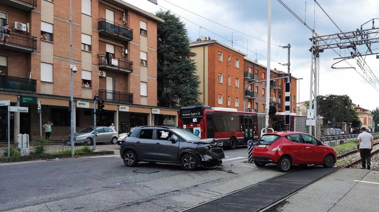 Incidente a Savignano, ripercussioni sul traffico ferroviario, nessun ferito