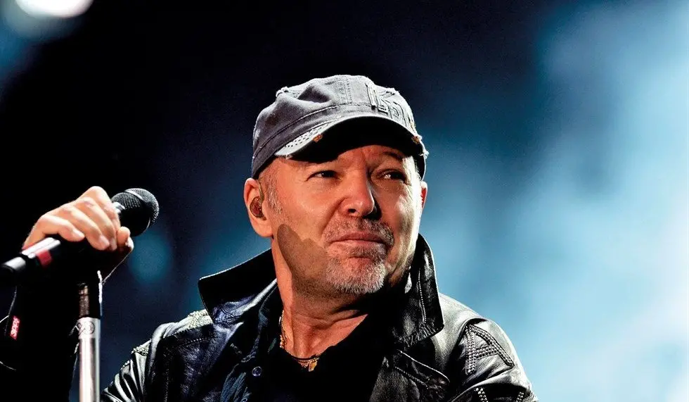 Vasco Rossi, minacce di morte su Facebook