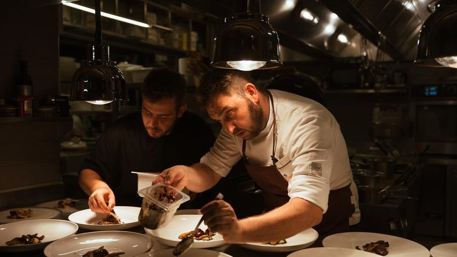 Benso premiato con due forchette Gambero Rosso. Chef Davide Grumbianin