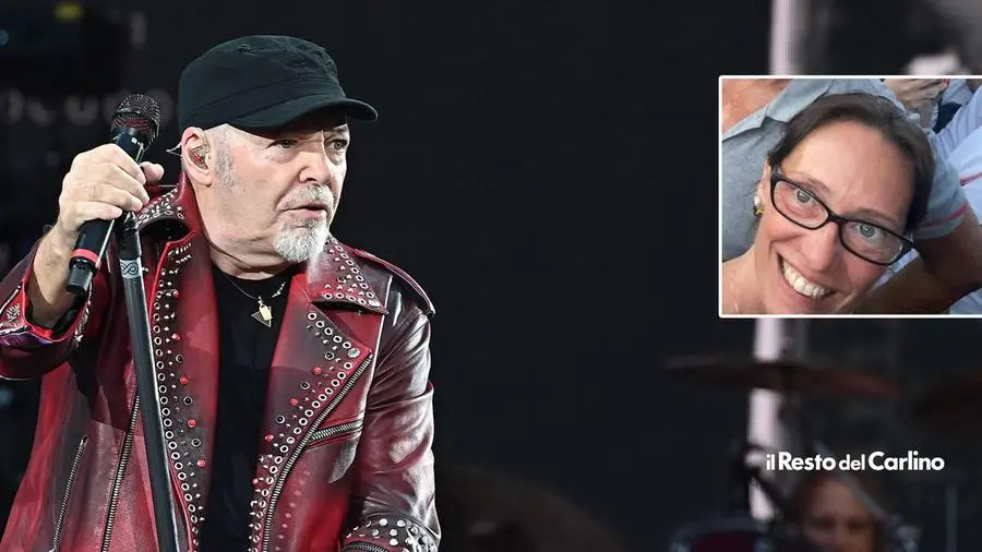 Vasco Rossi a Ilaria Cucchi: "Eri al concerto di Ancona, peccato l'abbraccio mancato"