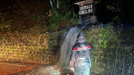 Strada allagata alla Gabellina, in Appennino