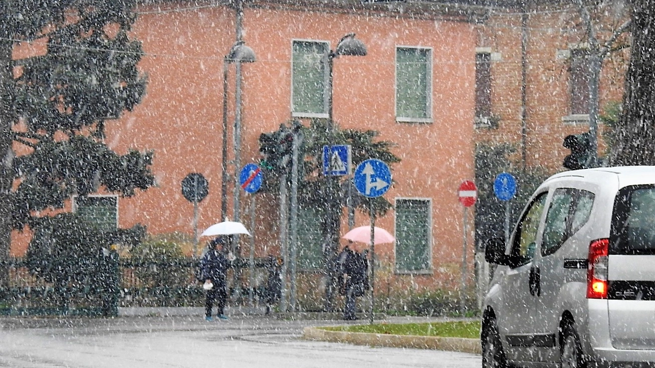 Fenomeni in corso di attenuazione già dal pomeriggio (Scardovi)