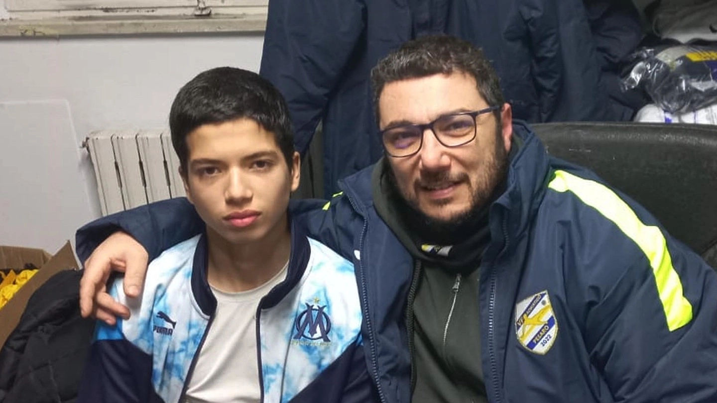 Madi, 16 anni, accanto al suo allenatore Sergio Presicce