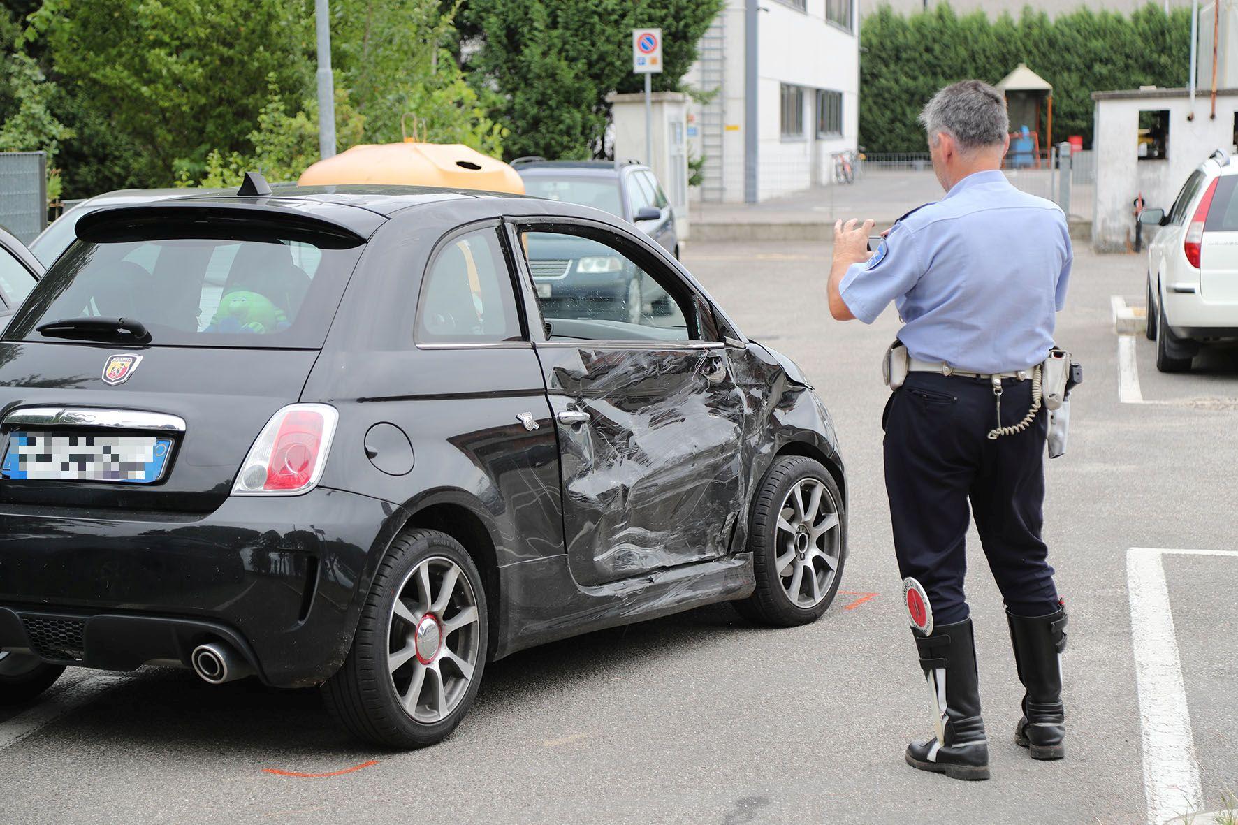 Imola, Auto Contro Scooter. Muore Operaio Di 49 Anni