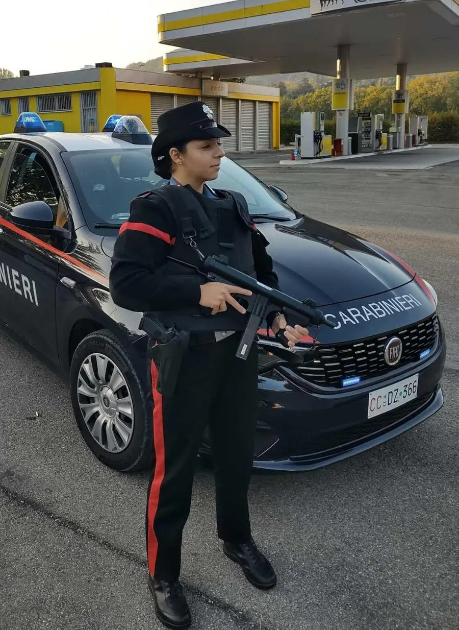 I Carabinieri Lo Arrestano Dopo Una Folle Fuga