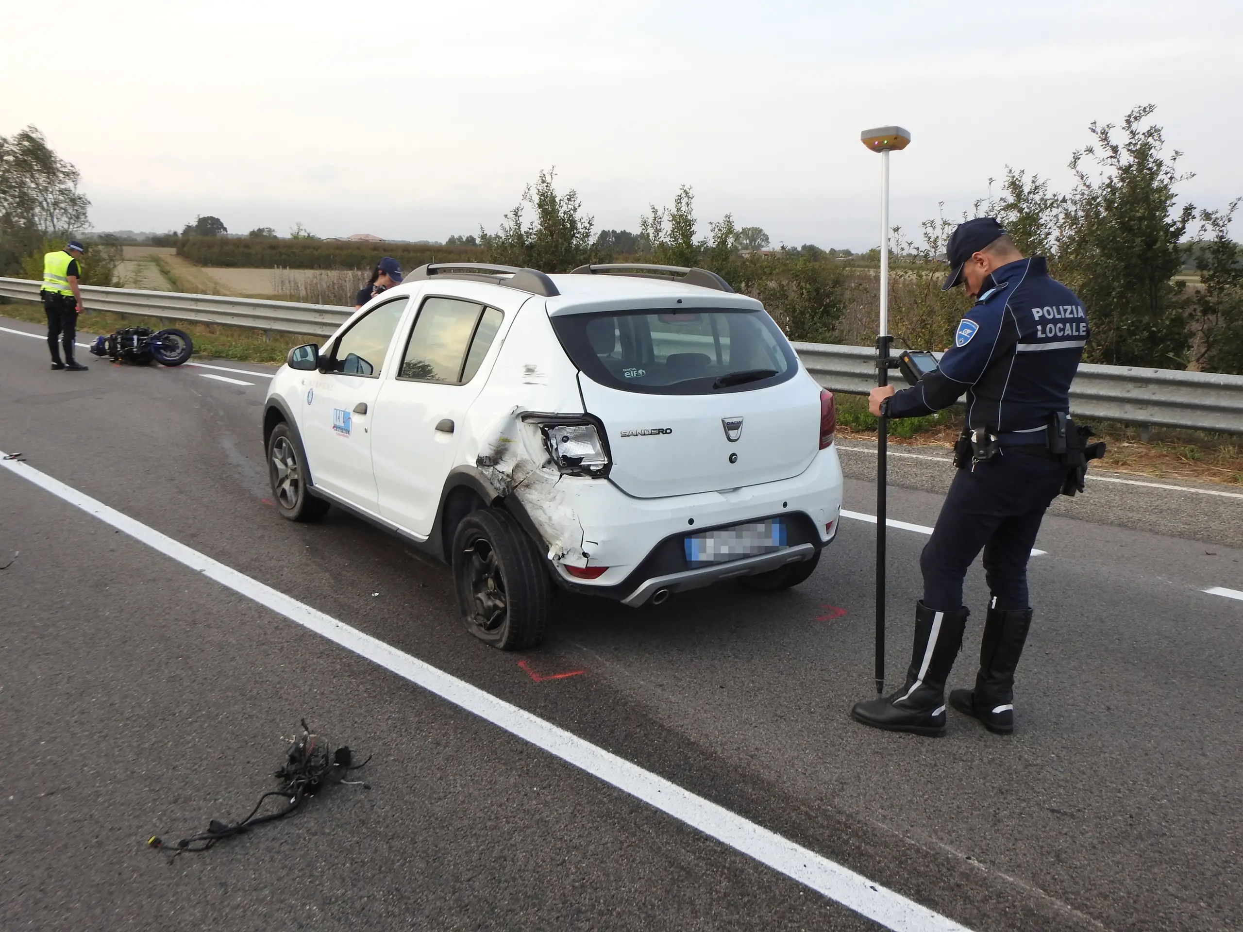 Muore A 36 Anni Nel Tragico Incidente In Moto Ad Alfonsine: è Caccia Ai ...