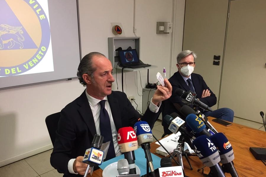 Luca Zaia, Governatore del Veneto, commenta i dati Covid