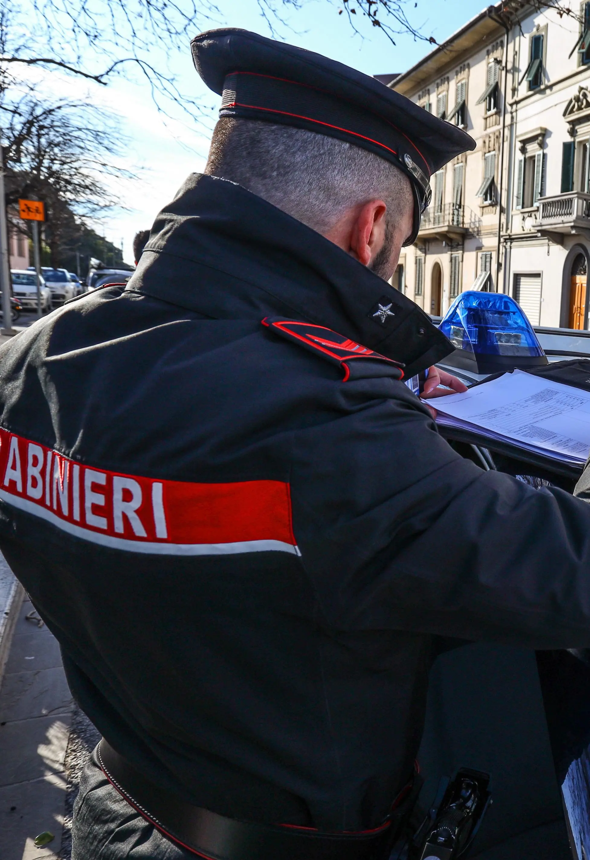 Folle Pestaggio In Strada Calci, Pugni E Bastonate Presi Gli Autori ...