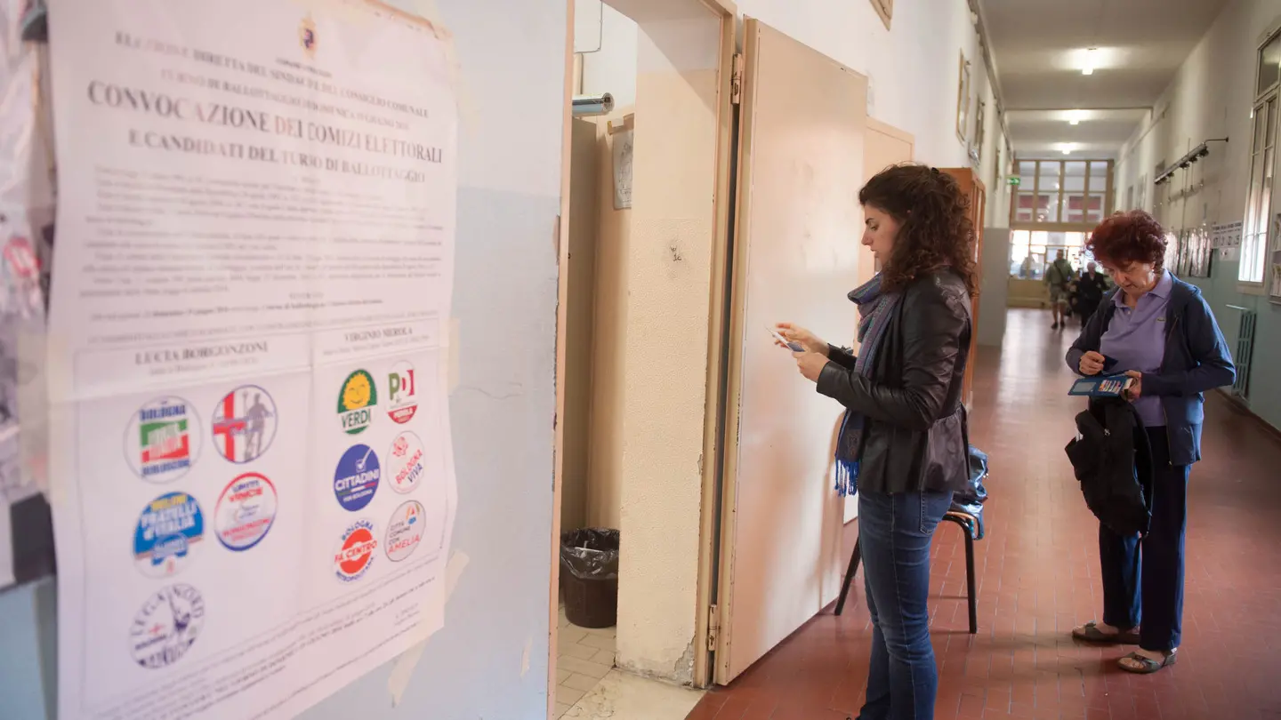 Ballottaggio, elezioni comunali. Affluenza in calo