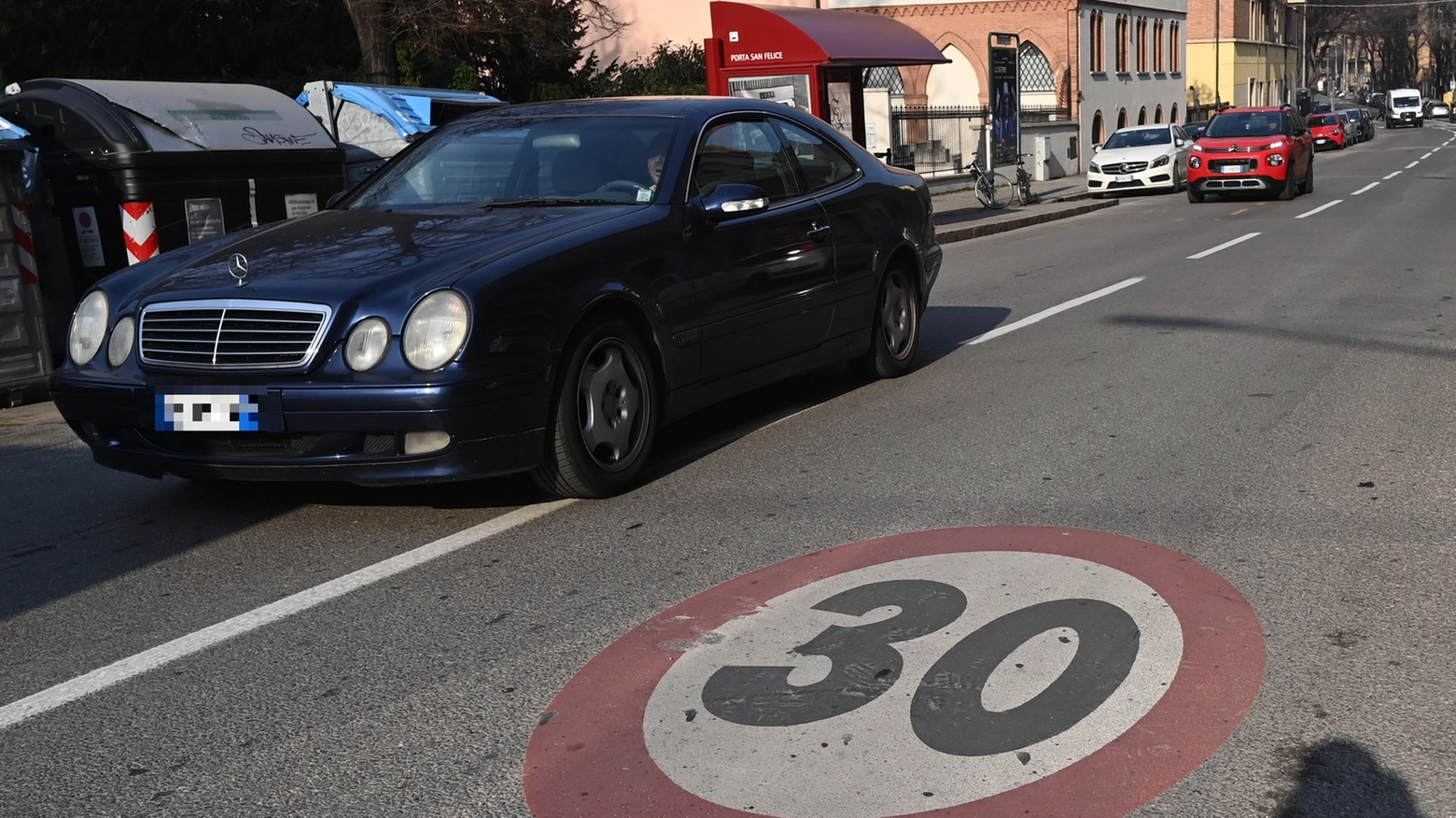 Bologna Città 30: i limiti riguardano le maggior parte delle strade. Ora la direttiva di Salvini potrebbe cambiare la situazione