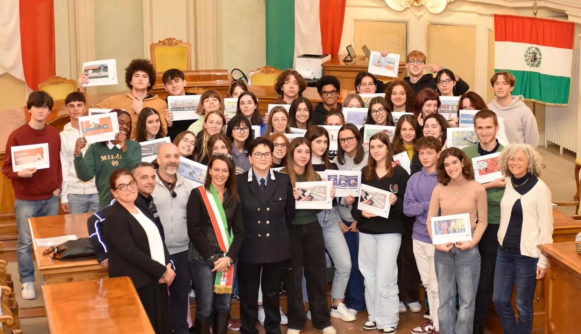 VIDEO  Studenti a scuola di sicurezza stradale