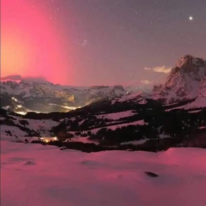 Intensa tempesta geomagentica causa spettacolare aurora boreale visibile  anche in Italia - METEO GIORNALE