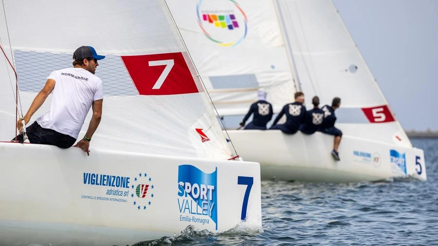 Bonaccini: “Benvenuti nella Sport Valley”. Varie località protagoniste: Ferrara, Carpineti, Medolla, San Felice sul Panaro, Marina di Ravenna, Igea Marina e Rimini.