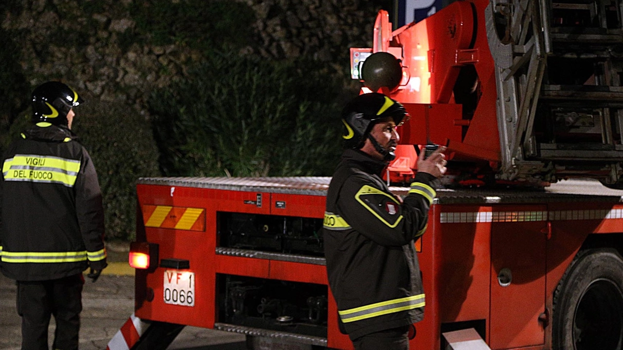 Vigili del fuoco in azione