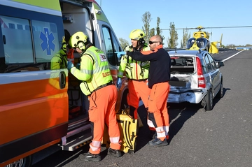 Incidente Ravenna il pomeriggio di Pasqua: sei ragazze all'ospedale, 4 sono bolognesi