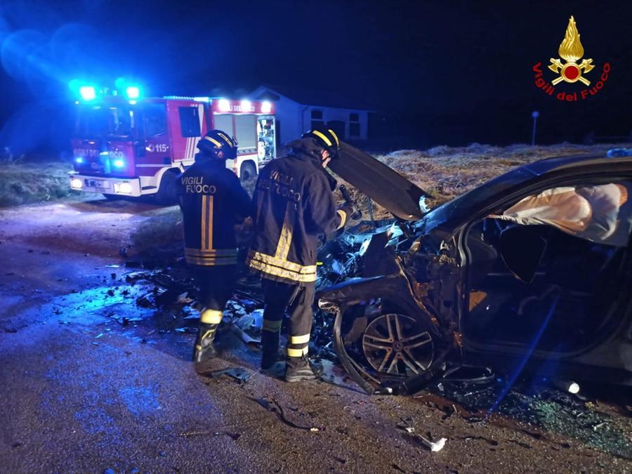 Incidente Oggi Fano Schianto Tra Auto Due Feriti Gravi