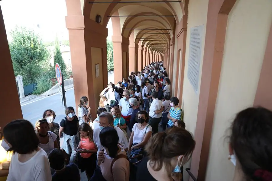 Pellegrinaggio notturno a Bologna: percorso, programma e orari