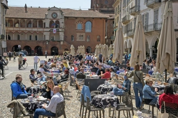 Mascherine all'aperto, Sileri: "Via obbligo con 30 milioni di vaccinati"