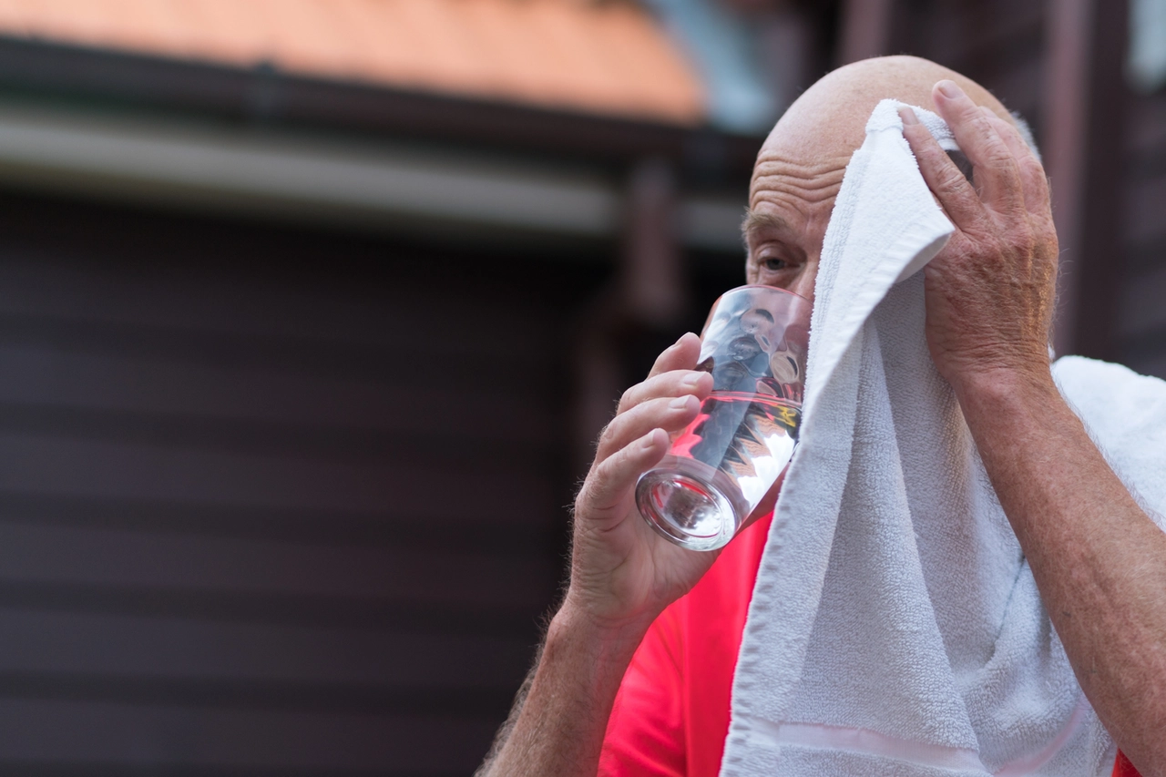 Nuova ondata di calore: i più a rischio sono gli anziani soli