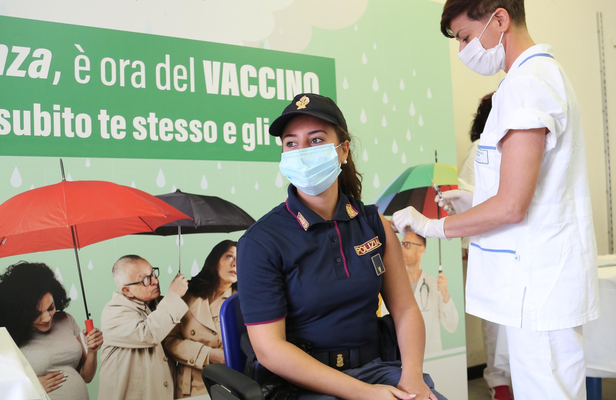 Influenza, Ecco Il Vaccino La Priorità Ai Più Fragili