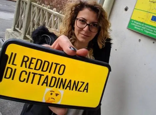 Reddito di cittadinanza 2022 Emilia Romagna: quasi 40mila richieste. Ma la misura rischia