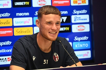 Bologna Fc, Sam Beukema si racconta: “Felice di essere qui. A Riccione in vacanza, amo la piadina”