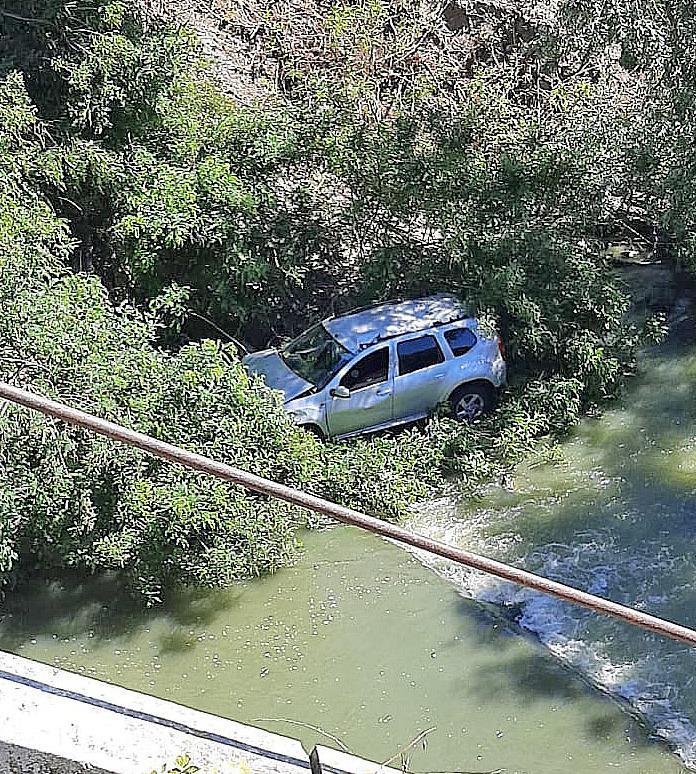 Vola Con L’auto Nella Scarpata Un Ferito, Salvo Per Miracolo