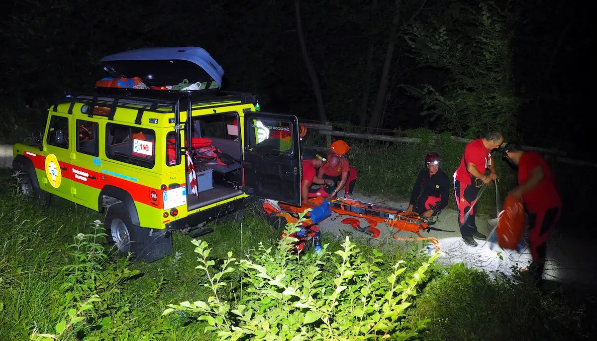 Escursionisti in difficoltà, interviene il soccorso alpino