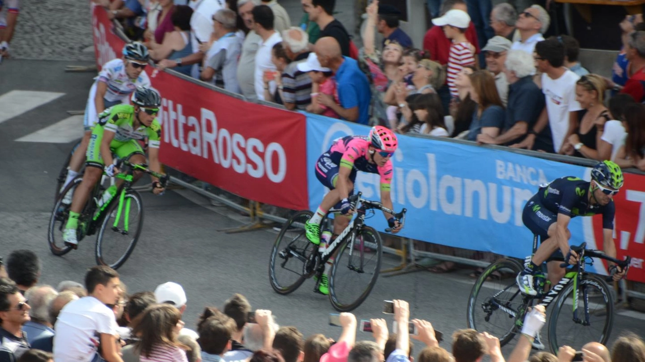 Giro d’Italia, finale di tappa a Fano