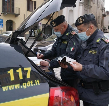 Residenza all’estero e conti nei paradisi fiscali