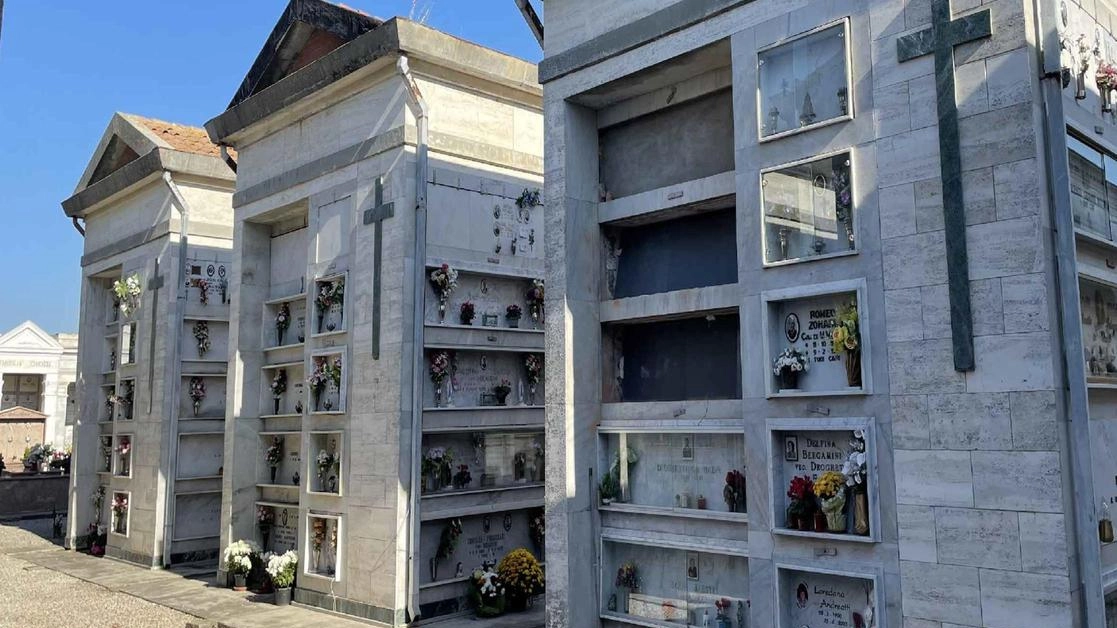 Ambrogio, cimitero in sicurezza: "Intervento da 72mila euro"